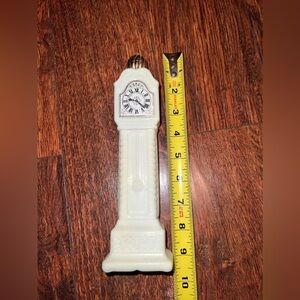 Avon fragrance hours